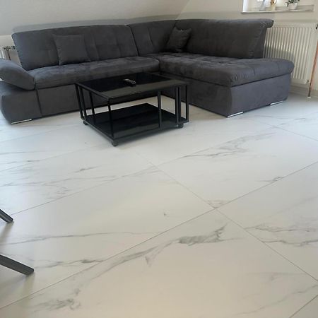 Flexible, Schoene Und Gut Aussehende Feriensuite Reutlingen Esterno foto