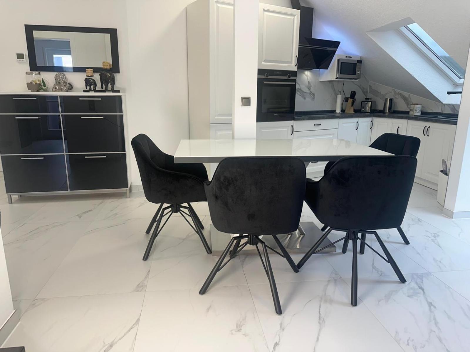 Flexible, Schoene Und Gut Aussehende Feriensuite Reutlingen Esterno foto