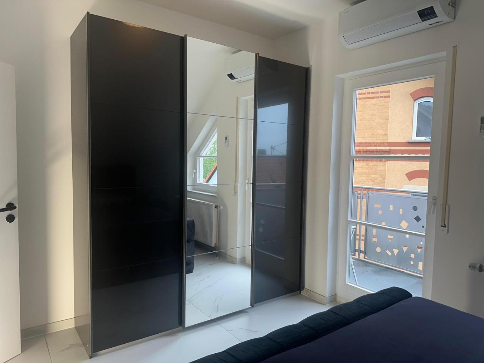 Flexible, Schoene Und Gut Aussehende Feriensuite Reutlingen Esterno foto