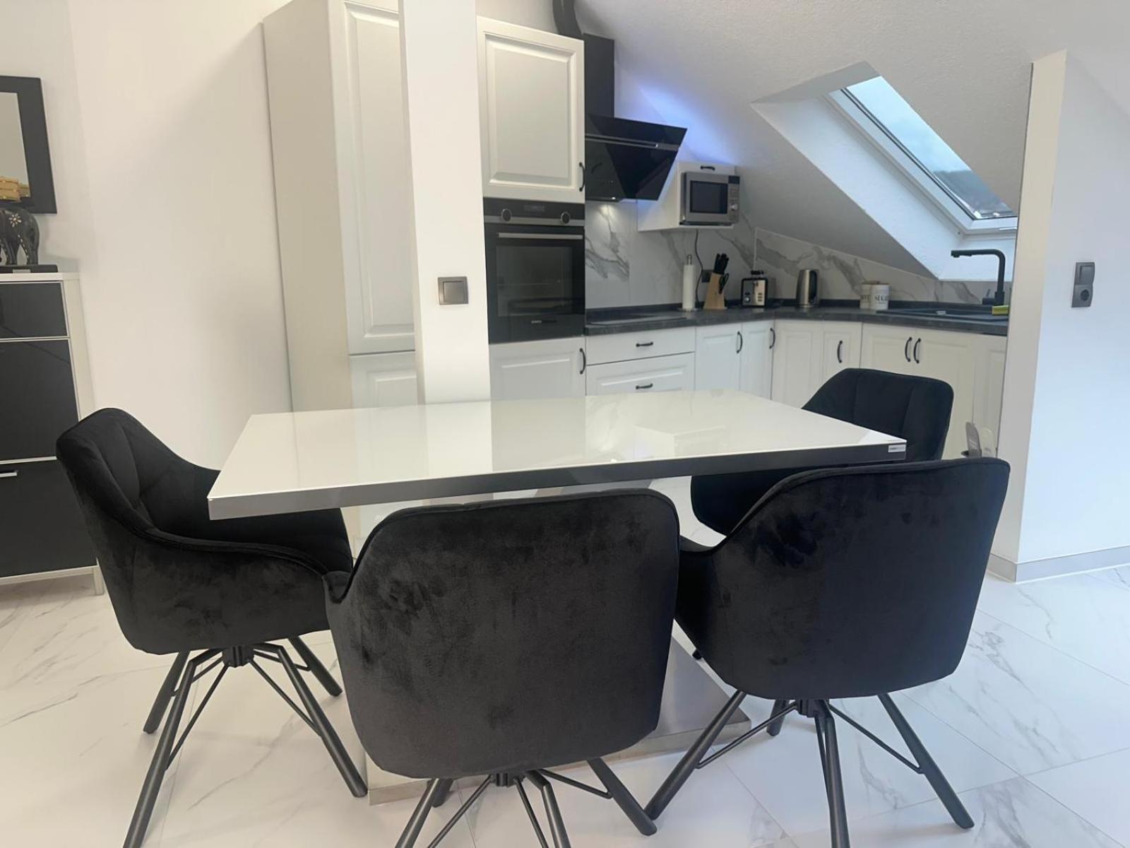 Flexible, Schoene Und Gut Aussehende Feriensuite Reutlingen Esterno foto