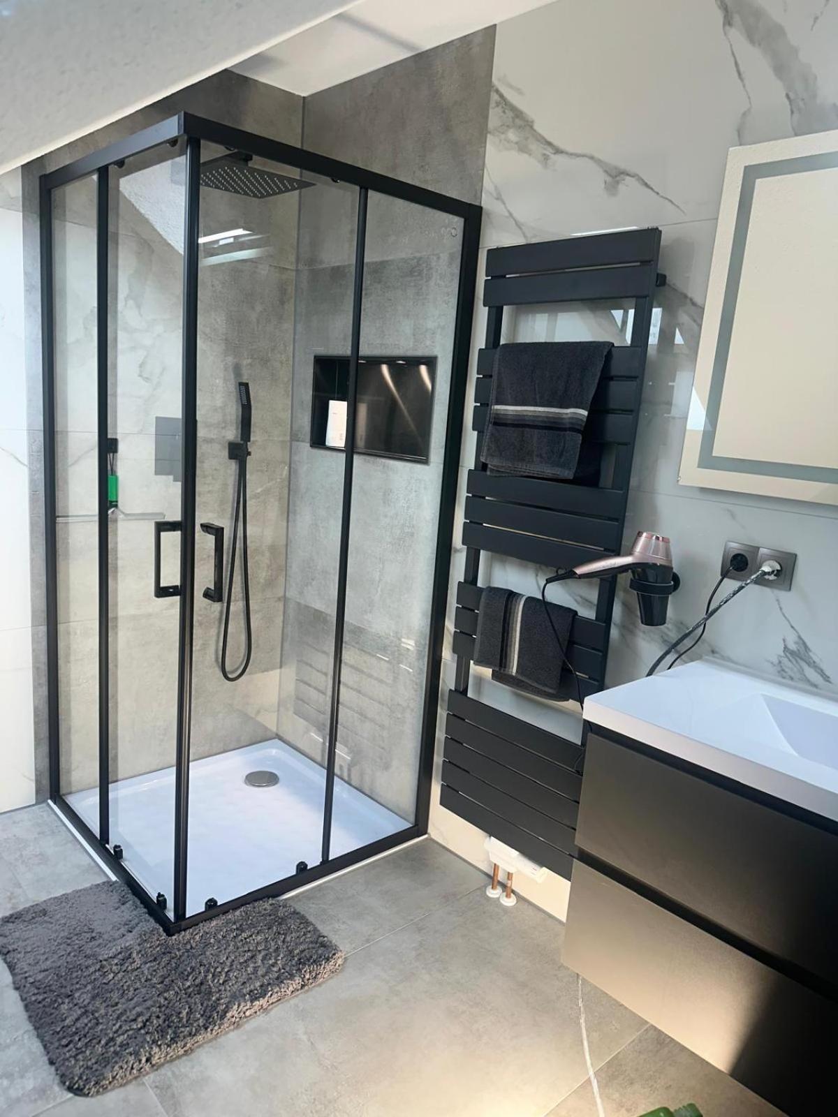 Flexible, Schoene Und Gut Aussehende Feriensuite Reutlingen Esterno foto